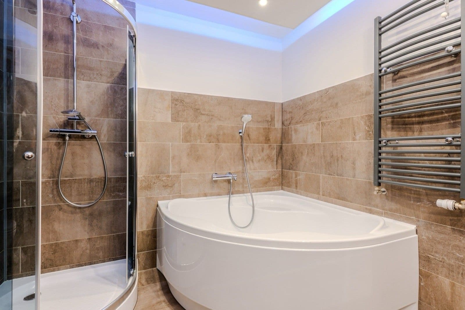 Predaj bytu 3-izbový 74 m², Svornosti, Praha, Praha Predaj bytu 3-izbový 74 m², Svornosti, Praha, Praha