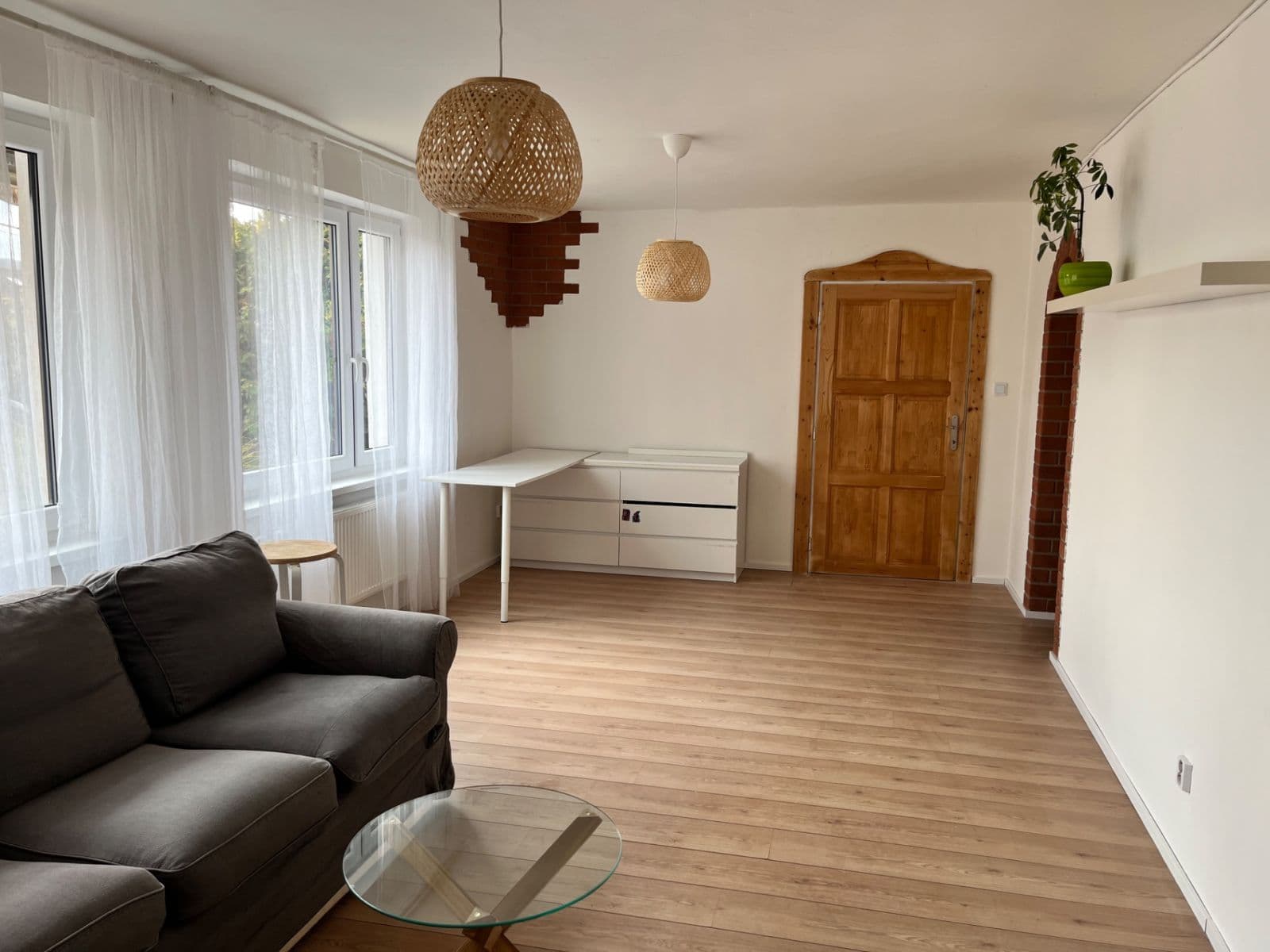 Prenájom bytu 2-izbový 60 m², Pod Hájem, Králův Dvůr, Středočeský kraj Prenájom bytu 2-izbový 60 m², Pod Hájem, Králův Dvůr, Středočeský kraj