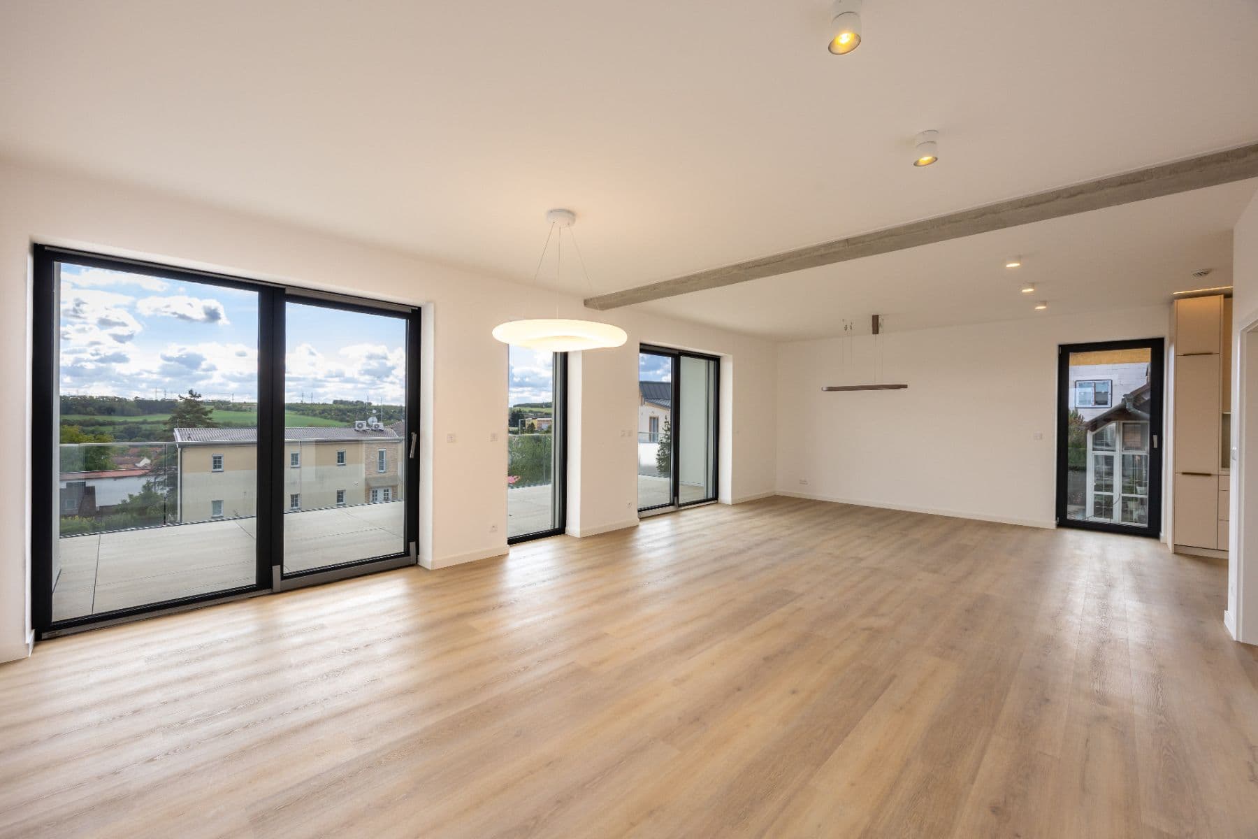 Prenájom bytu 3-izbový 110 m², Na Vrchu, Praha, Praha Prenájom bytu 3-izbový 110 m², Na Vrchu, Praha, Praha