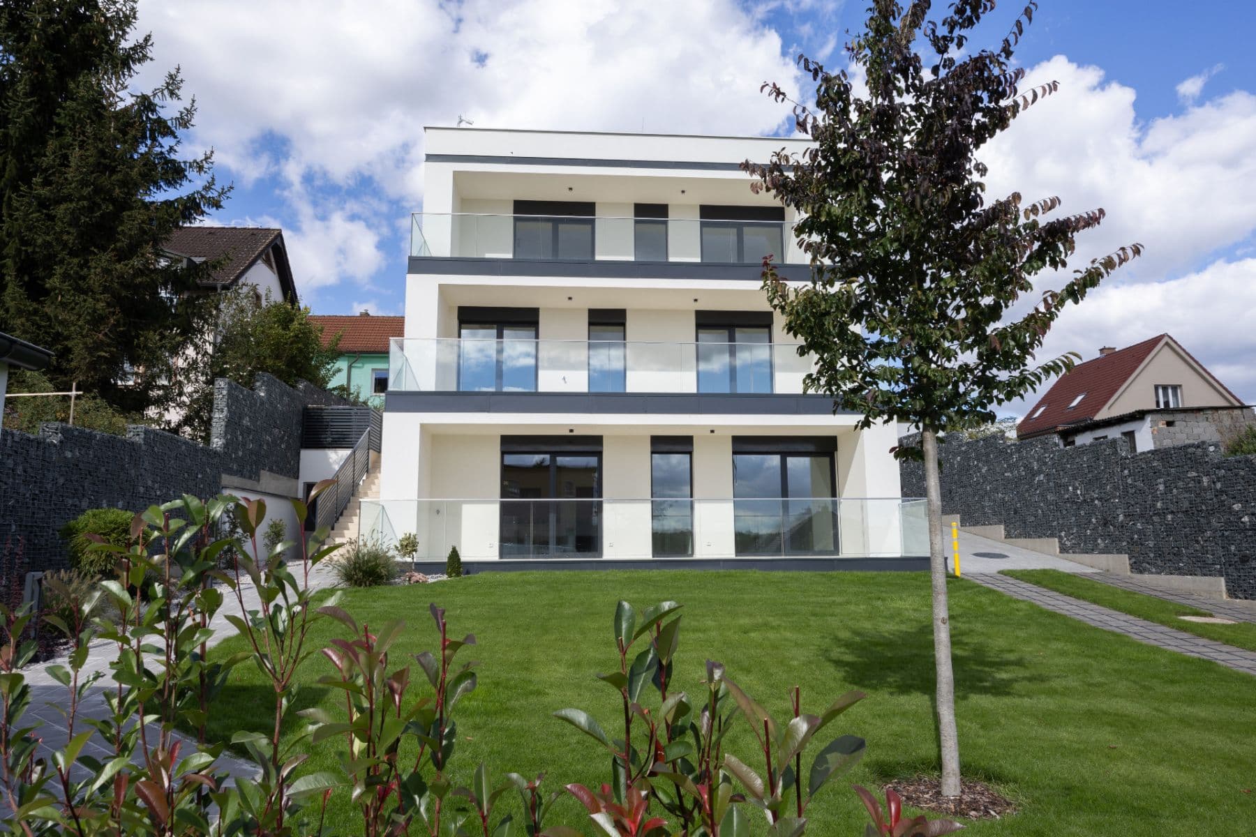 Prenájom bytu 3-izbový 110 m², Na Vrchu, Praha, Praha Prenájom bytu 3-izbový 110 m², Na Vrchu, Praha, Praha