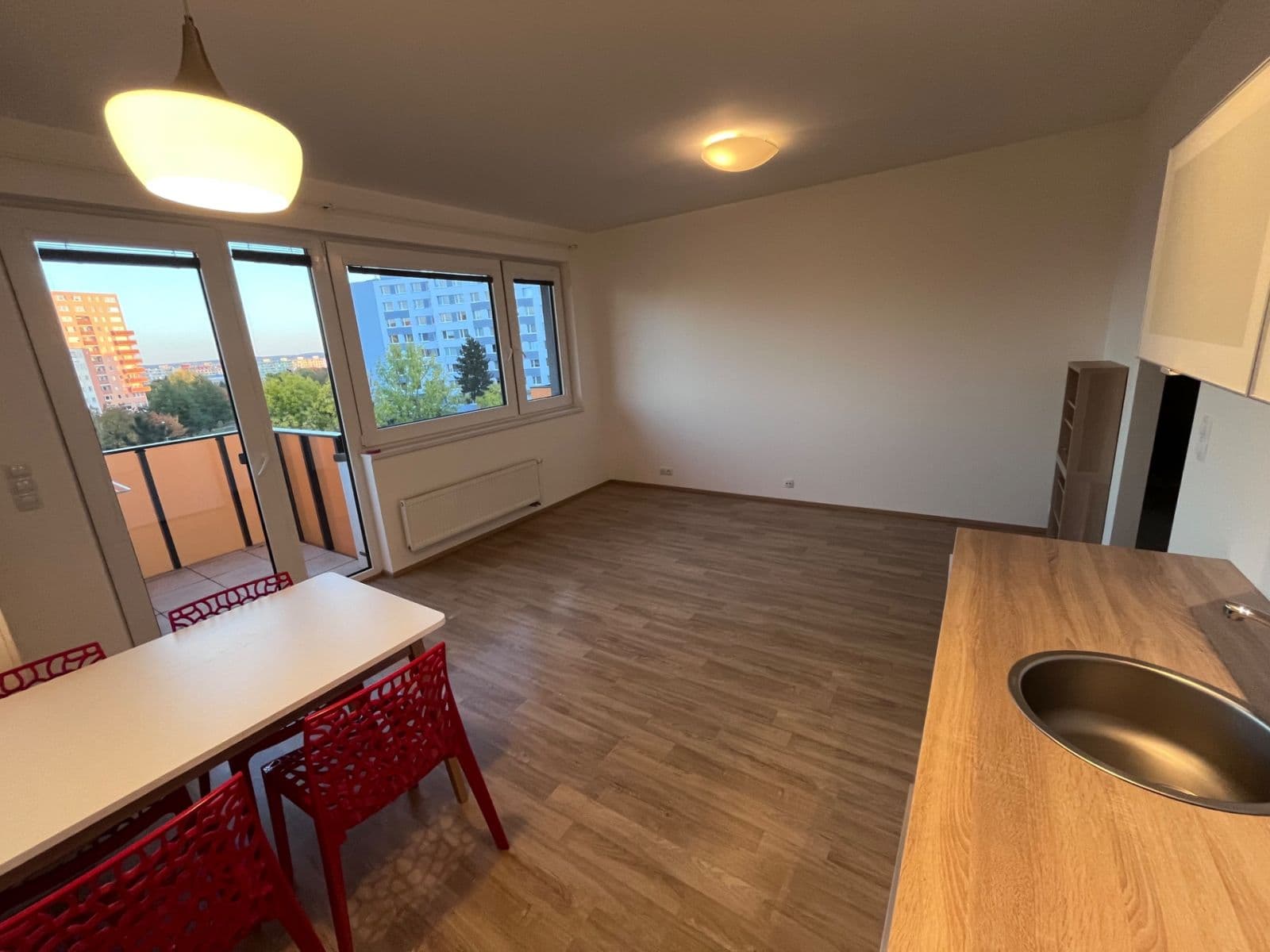 Prenájom bytu 1-izbový 32 m², Bolevecká, Praha, Praha Prenájom bytu 1-izbový 32 m², Bolevecká, Praha, Praha