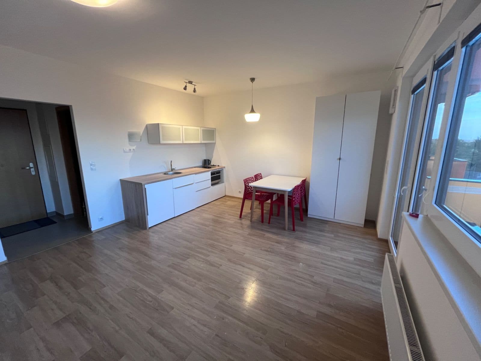 Prenájom bytu 1-izbový 32 m², Bolevecká, Praha, Praha Prenájom bytu 1-izbový 32 m², Bolevecká, Praha, Praha