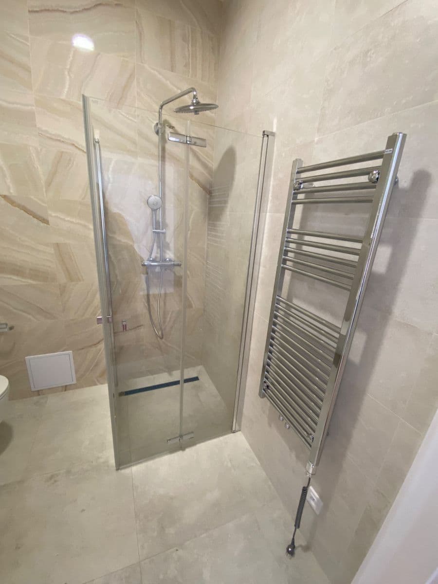 Prenájom bytu 1-izbový 39 m², Perunova, Praha, Praha Prenájom bytu 1-izbový 39 m², Perunova, Praha, Praha