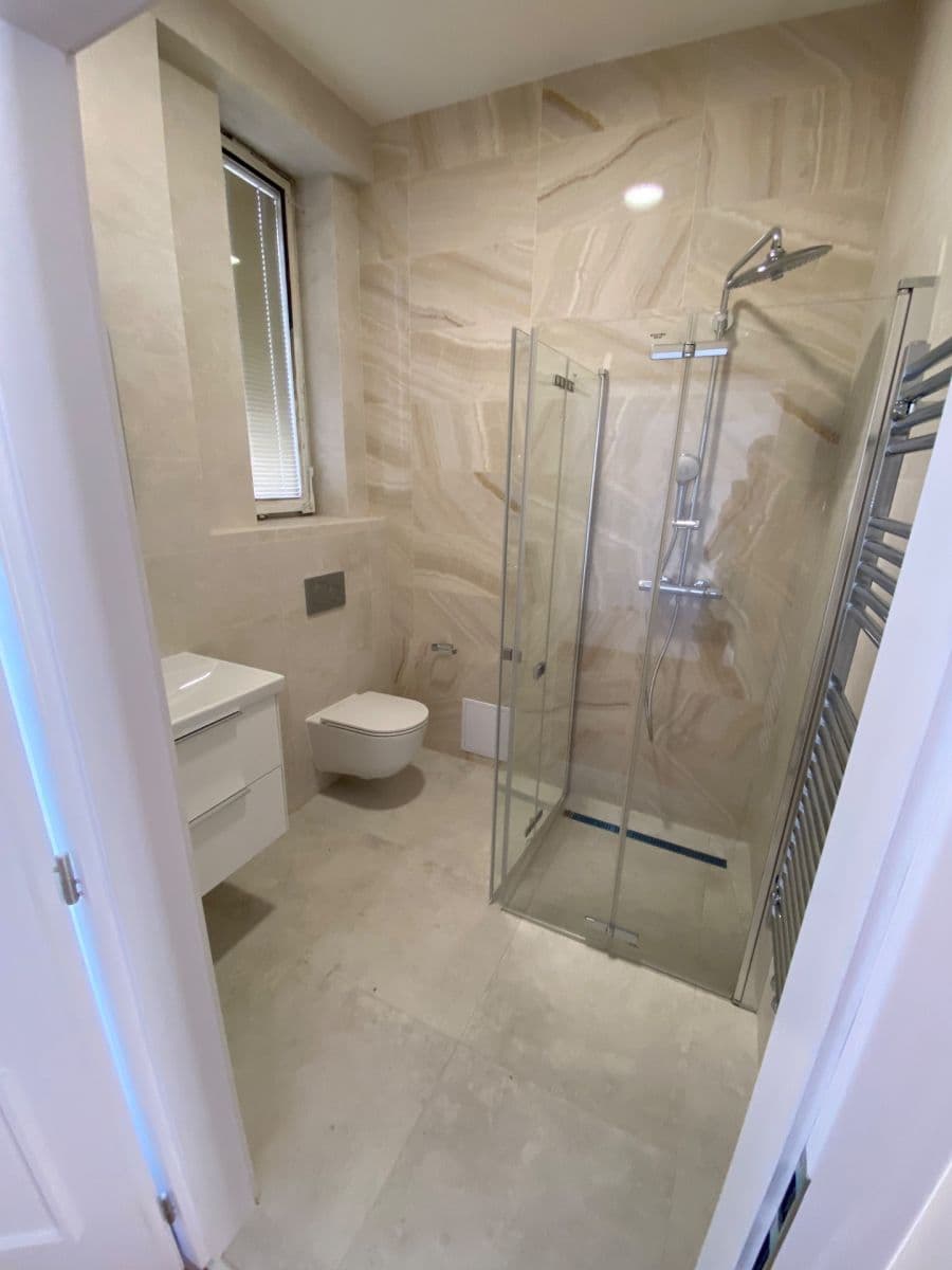 Prenájom bytu 1-izbový 39 m², Perunova, Praha, Praha Prenájom bytu 1-izbový 39 m², Perunova, Praha, Praha