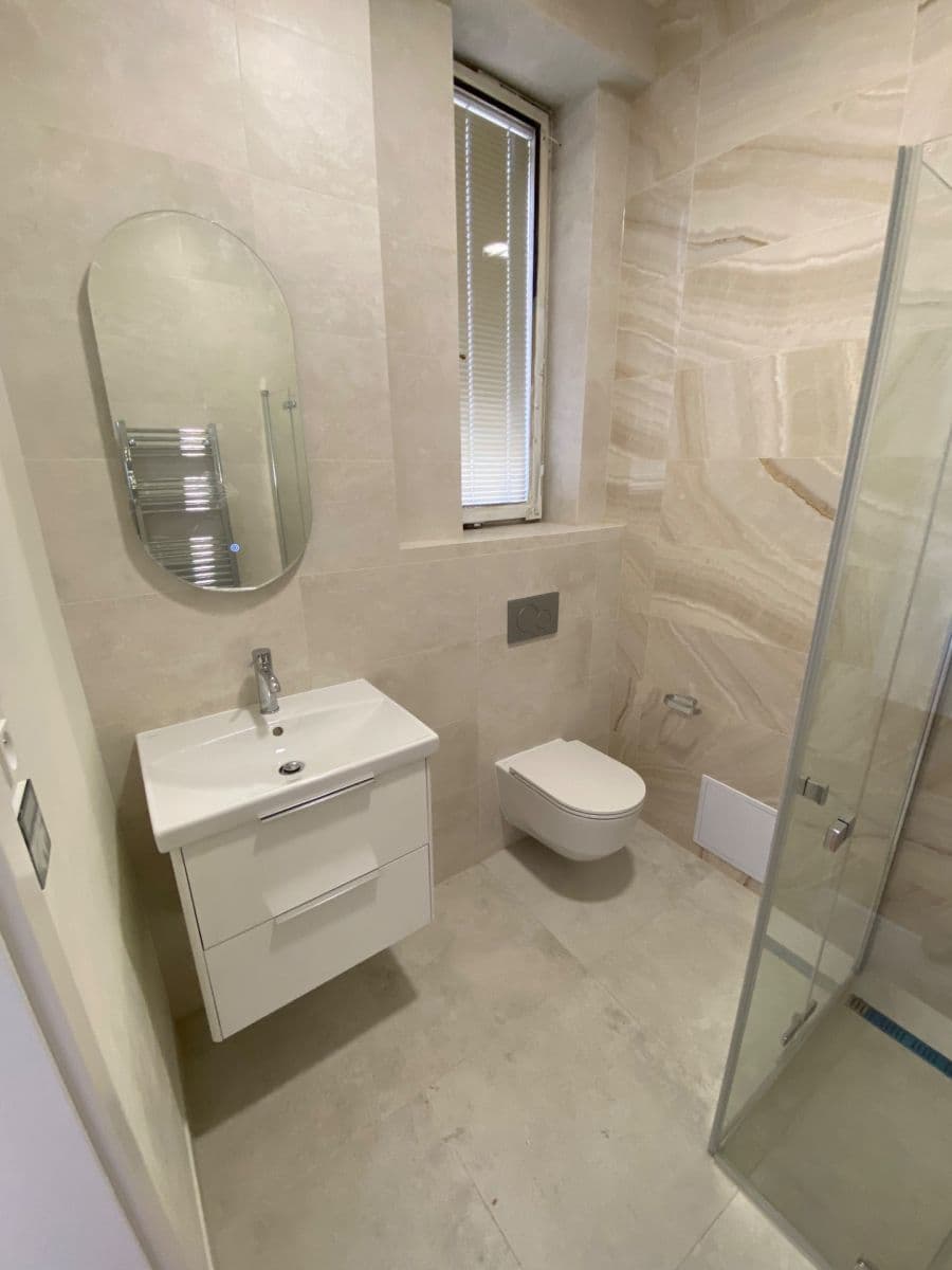 Prenájom bytu 1-izbový 39 m², Perunova, Praha, Praha Prenájom bytu 1-izbový 39 m², Perunova, Praha, Praha