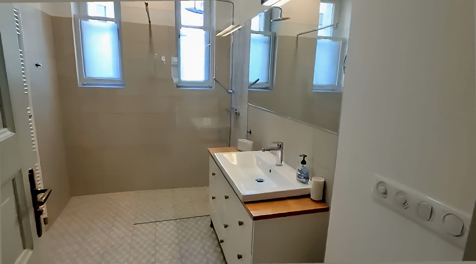 Prenájom bytu 2-izbový 84 m², Valentinská, Praha, Praha Prenájom bytu 2-izbový 84 m², Valentinská, Praha, Praha