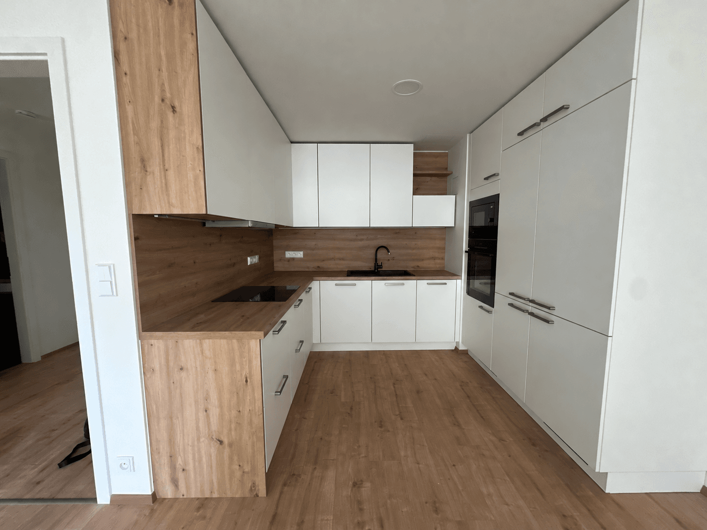 Prenájom bytu 2-izbový 55 m², Nebřenická, Praha, Praha Prenájom bytu 2-izbový 55 m², Nebřenická, Praha, Praha