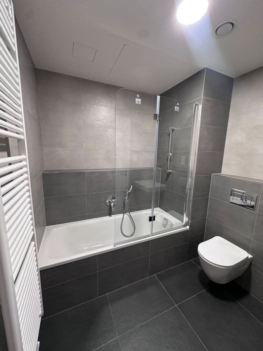 Prenájom bytu 2-izbový 55 m², Nebřenická, Praha, Praha Prenájom bytu 2-izbový 55 m², Nebřenická, Praha, Praha