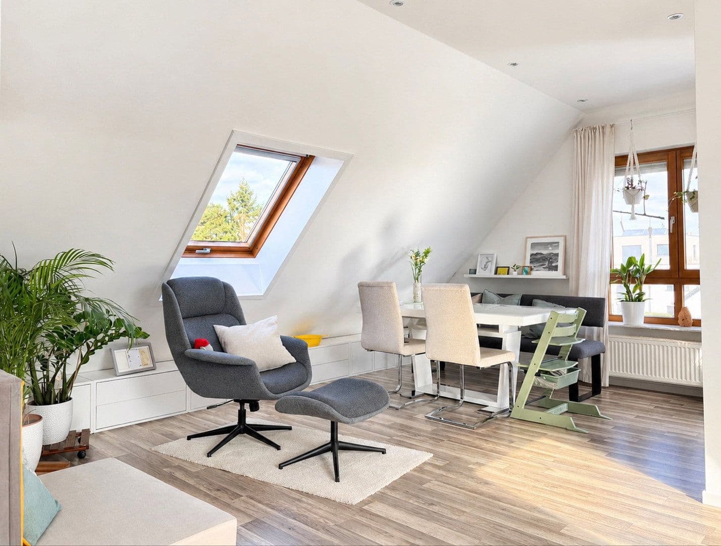 Predaj bytu 3-izbový 65 m², Römerberg, Porýnie-Falcko Predaj bytu 3-izbový 65 m², Römerberg, Porýnie-Falcko
