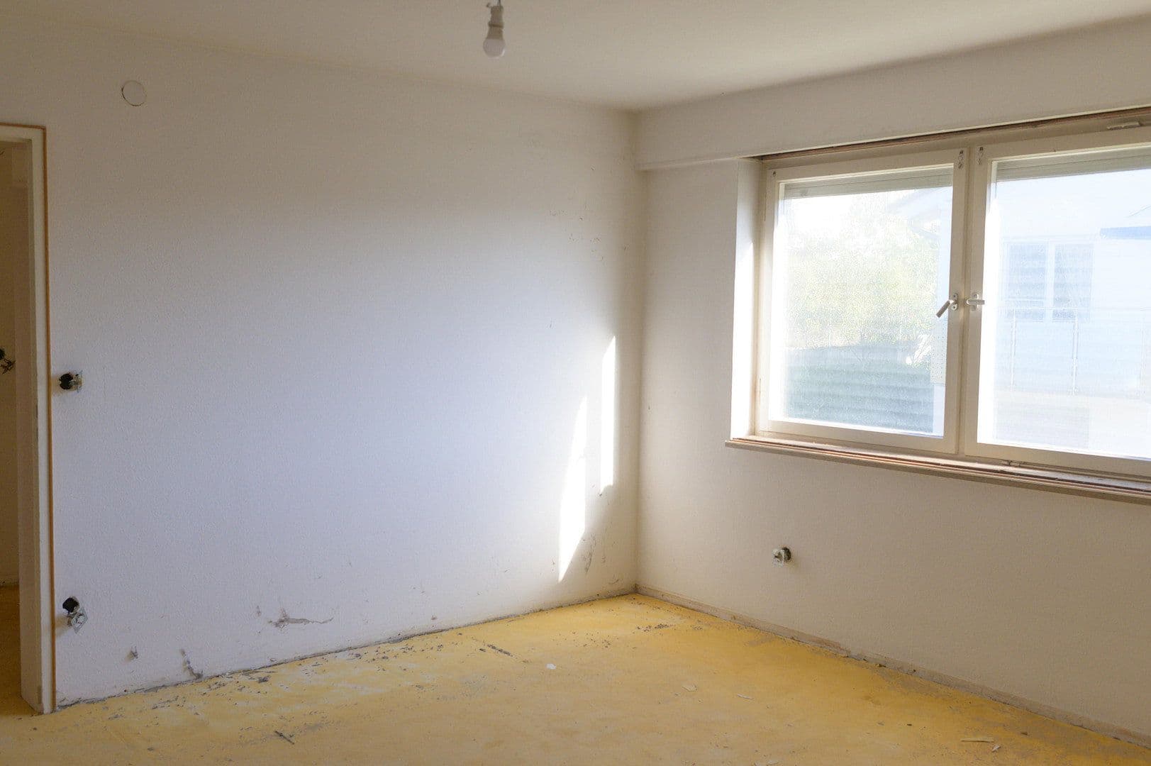 Predaj bytu 3-izbový 93 m², Pforzheim, Bádensko-Wurttembersko Predaj bytu 3-izbový 93 m², Pforzheim, Bádensko-Wurttembersko