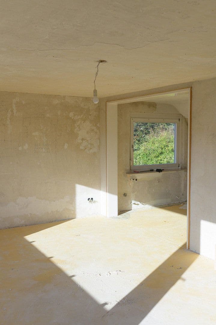 Predaj bytu 3-izbový 93 m², Pforzheim, Bádensko-Wurttembersko Predaj bytu 3-izbový 93 m², Pforzheim, Bádensko-Wurttembersko