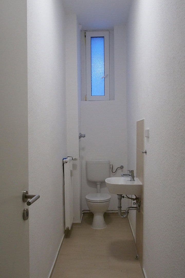Prenájom bytu 1-izbový 42 m², Sagisdorfer Str. 7, Halle, Sasko-Anhaltsko Prenájom bytu 1-izbový 42 m², Sagisdorfer Str. 7, Halle, Sasko-Anhaltsko