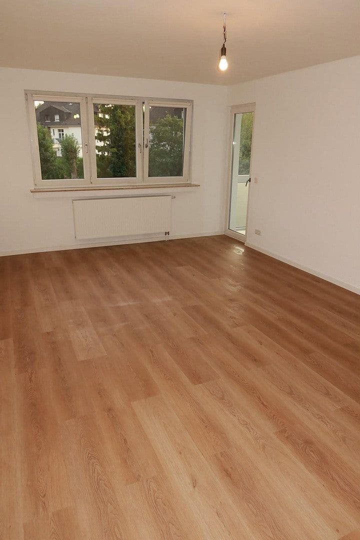 Prenájom bytu 2-izbový 60 m², Essen, Severné Porýnie - Westfálsko Prenájom bytu 2-izbový 60 m², Essen, Severné Porýnie - Westfálsko