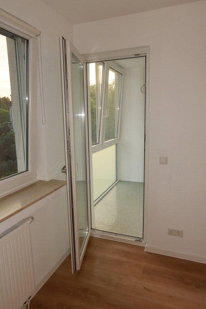 Prenájom bytu 2-izbový 60 m², Essen, Severné Porýnie - Westfálsko Prenájom bytu 2-izbový 60 m², Essen, Severné Porýnie - Westfálsko
