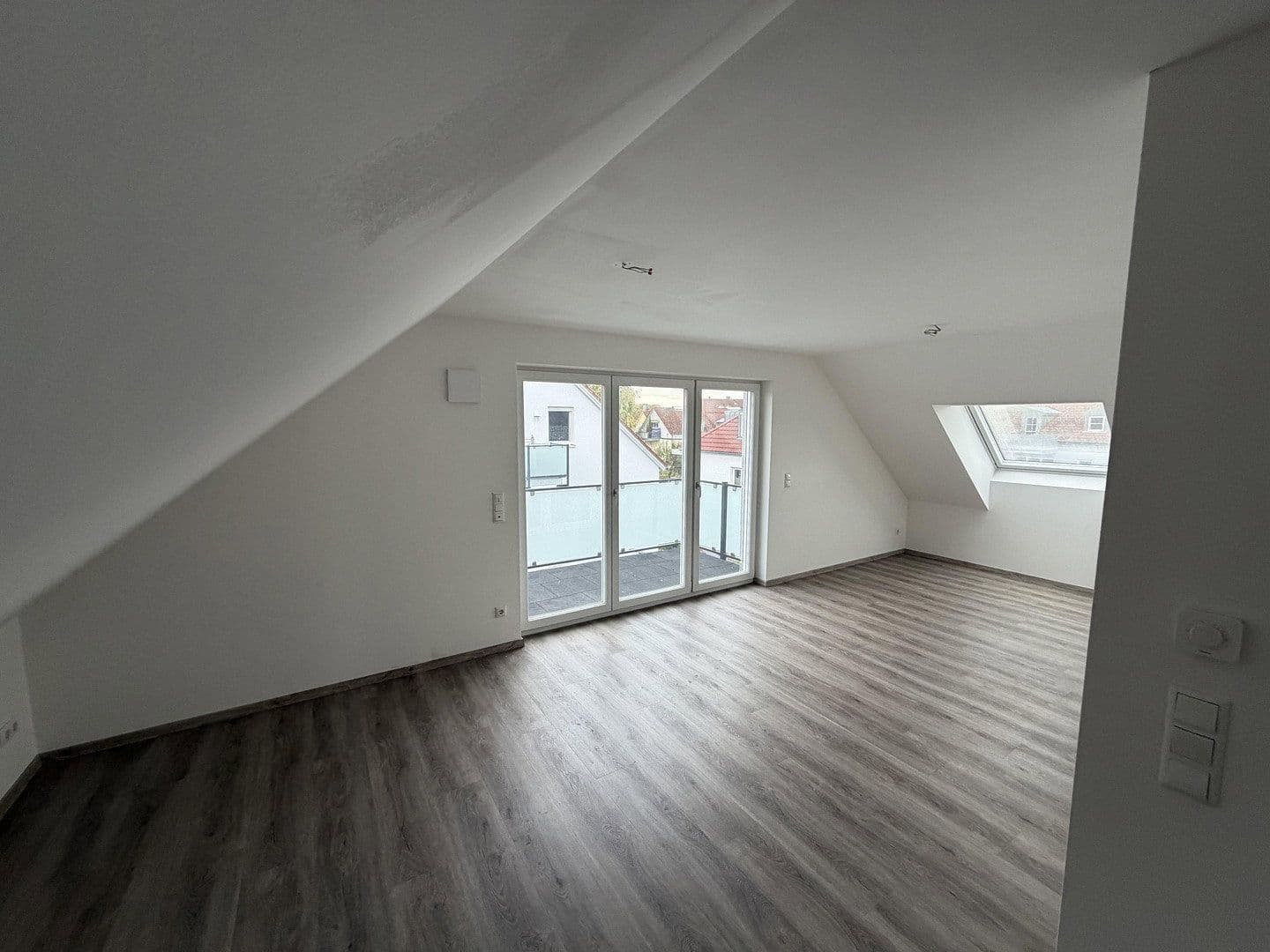 Prenájom bytu 2-izbový 63 m², Schrobenhausener Str. 32, Ingolstadt, Bavorsko Prenájom bytu 2-izbový 63 m², Schrobenhausener Str. 32, Ingolstadt, Bavorsko