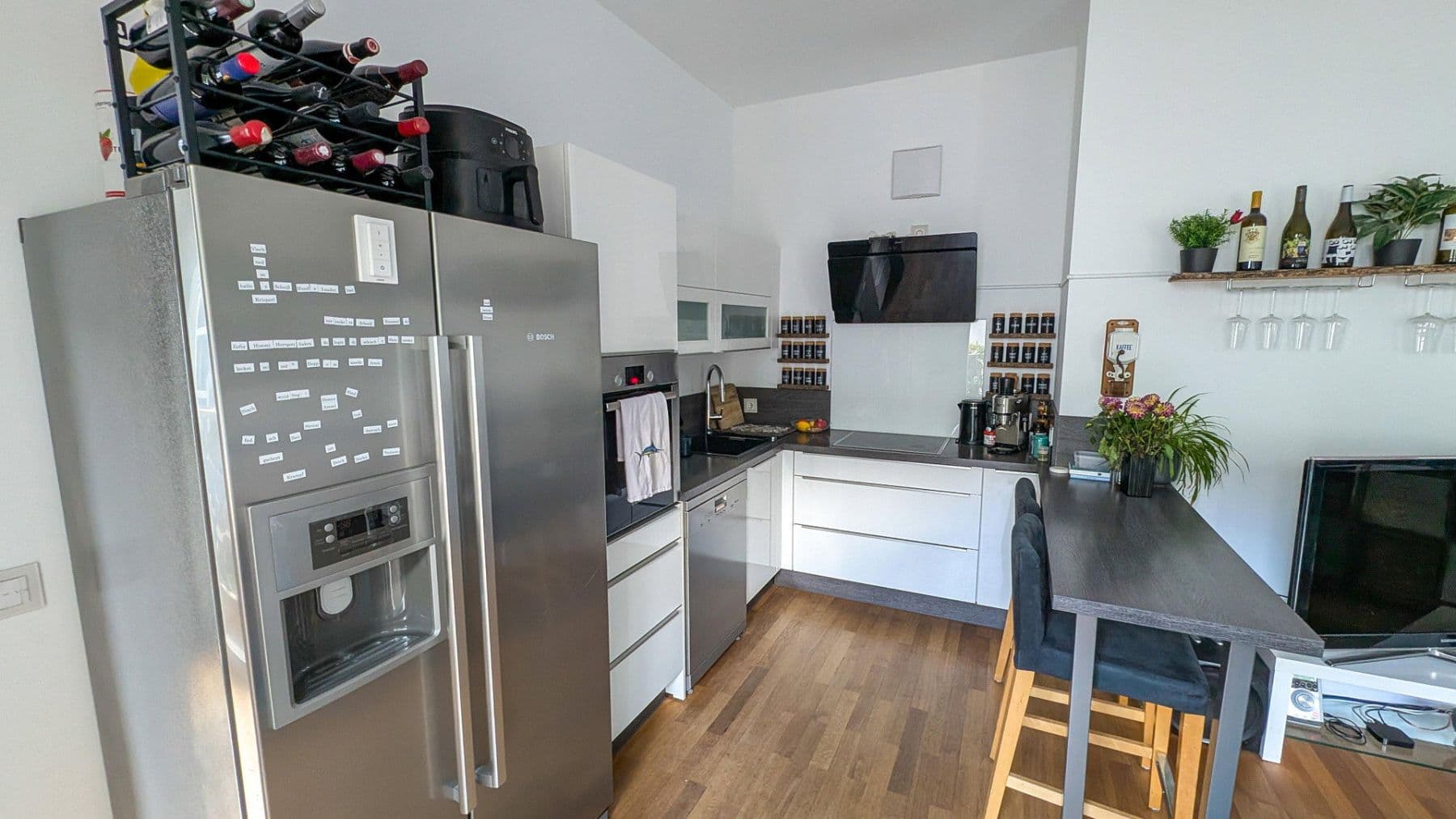 Prenájom bytu 2-izbový 56 m², Müllerstraße 7, München, Bavorsko Prenájom bytu 2-izbový 56 m², Müllerstraße 7, München, Bavorsko