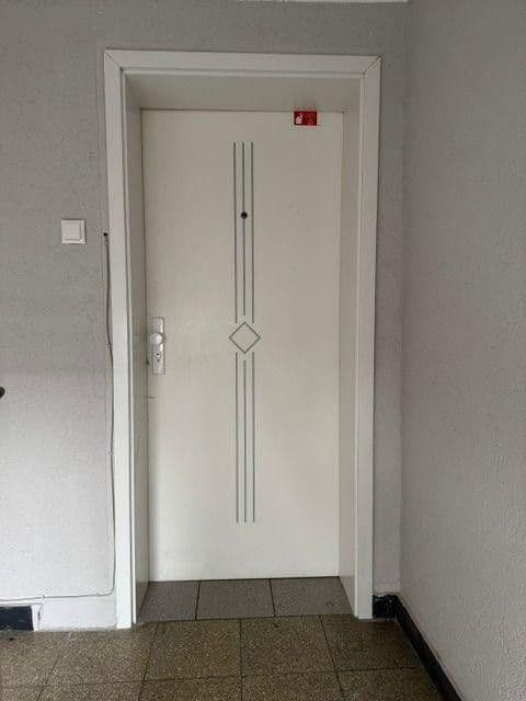 Predaj bytu 3-izbový 80 m², Florastraße 10, Duisburg, Severné Porýnie - Westfálsko Predaj bytu 3-izbový 80 m², Florastraße 10, Duisburg, Severné Porýnie - Westfálsko