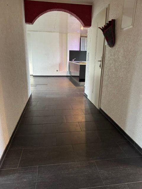 Predaj bytu 3-izbový 80 m², Florastraße 10, Duisburg, Severné Porýnie - Westfálsko Predaj bytu 3-izbový 80 m², Florastraße 10, Duisburg, Severné Porýnie - Westfálsko