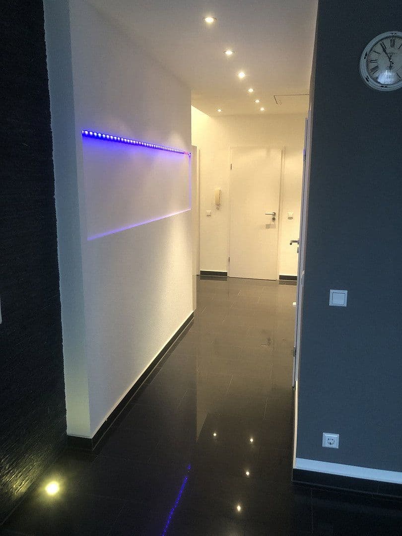 Predaj bytu 3-izbový 90 m², Gartenstraße 14,, Gundelsheim, Bádensko-Wurttembersko Predaj bytu 3-izbový 90 m², Gartenstraße 14,, Gundelsheim, Bádensko-Wurttembersko