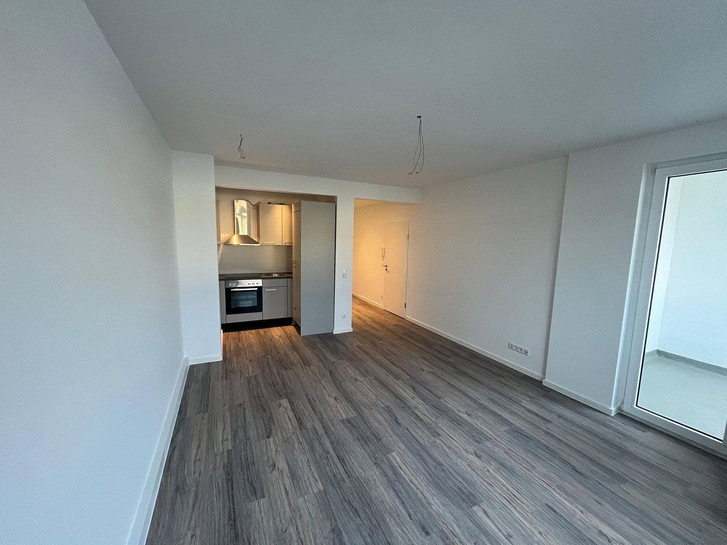 Prenájom bytu 2-izbový 50 m², Jahnstraße 96, Düsseldorf, Severné Porýnie - Westfálsko Prenájom bytu 2-izbový 50 m², Jahnstraße 96, Düsseldorf, Severné Porýnie - Westfálsko