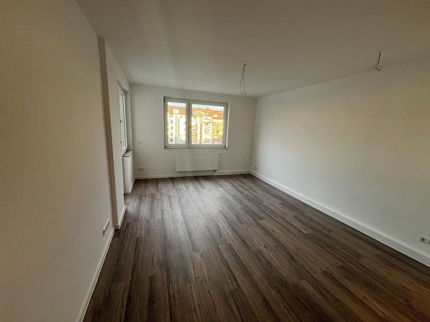 Prenájom bytu 2-izbový 50 m², Jahnstraße 96, Düsseldorf, Severné Porýnie - Westfálsko Prenájom bytu 2-izbový 50 m², Jahnstraße 96, Düsseldorf, Severné Porýnie - Westfálsko