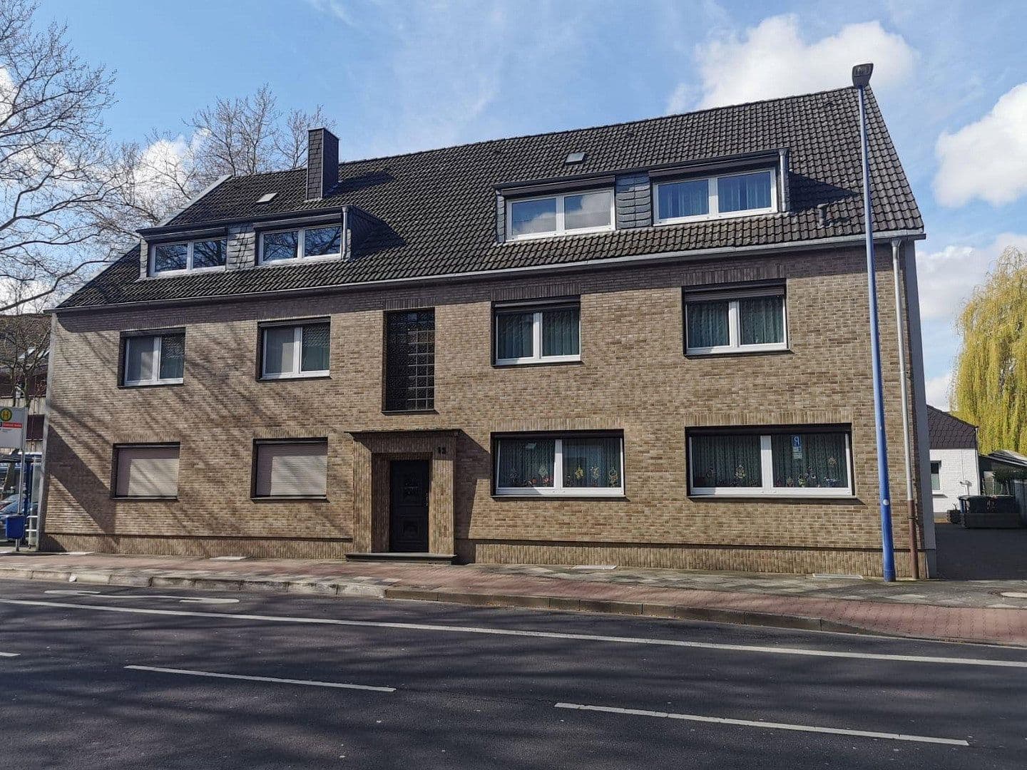 Predaj bytu 3-izbový 94 m², Düsseldorfer Straße 13, Meerbusch, Severné Porýnie - Westfálsko Predaj bytu 3-izbový 94 m², Düsseldorfer Straße 13, Meerbusch, Severné Porýnie - Westfálsko
