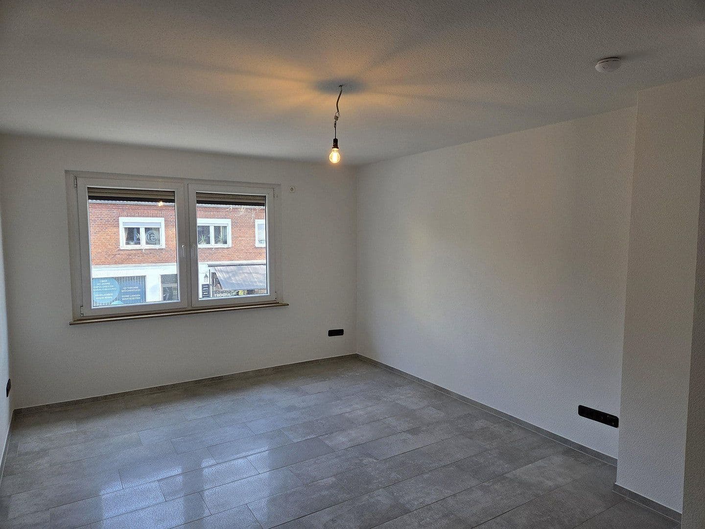 Predaj bytu 3-izbový 94 m², Düsseldorfer Straße 13, Meerbusch, Severné Porýnie - Westfálsko Predaj bytu 3-izbový 94 m², Düsseldorfer Straße 13, Meerbusch, Severné Porýnie - Westfálsko