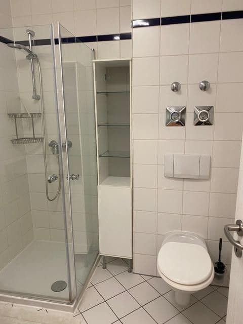 Prenájom bytu 2-izbový 70 m², Europaallee 7, Oestrich-Winkel, Hesensko Prenájom bytu 2-izbový 70 m², Europaallee 7, Oestrich-Winkel, Hesensko