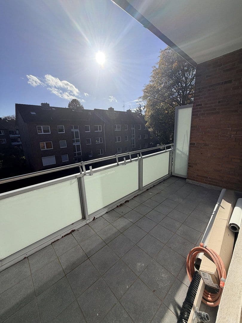 Prenájom bytu 3-izbový 70 m², König-Heinrich-Weg 19b, Hamburg, Hamburg Prenájom bytu 3-izbový 70 m², König-Heinrich-Weg 19b, Hamburg, Hamburg