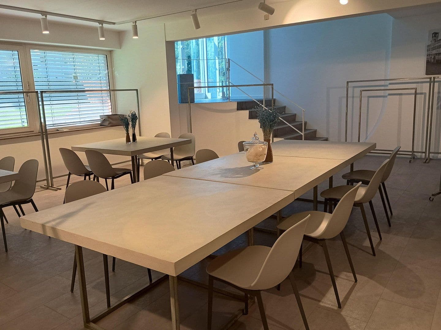 Prenájom kancelárie 106 m², Düsseldorf, Severné Porýnie - Westfálsko Prenájom kancelárie 106 m², Düsseldorf, Severné Porýnie - Westfálsko