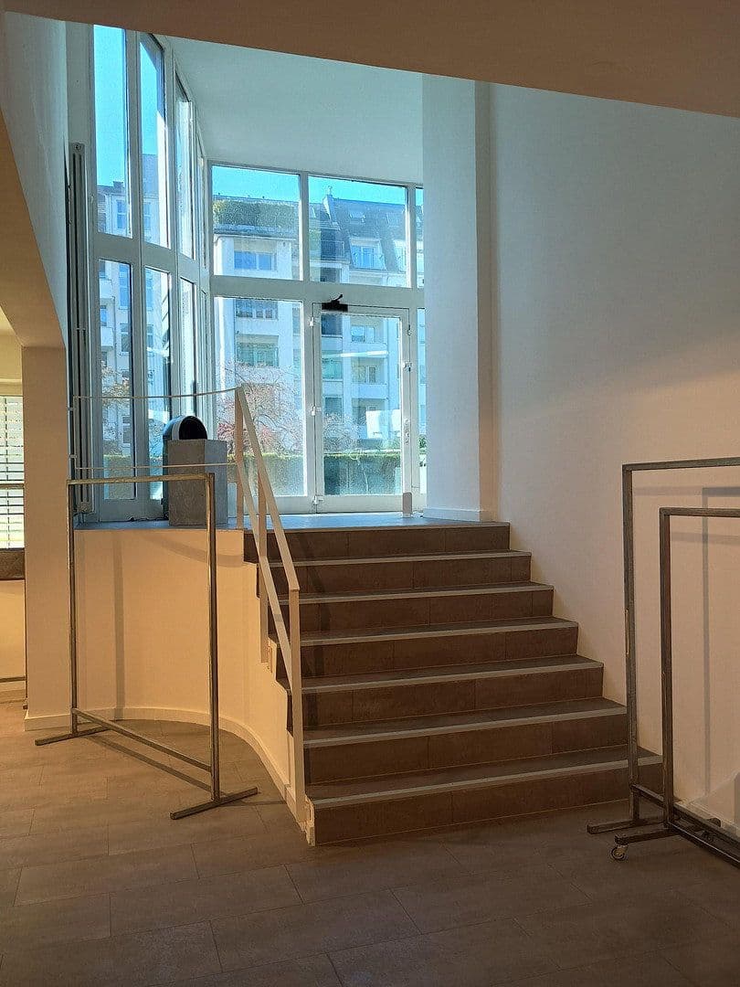 Prenájom kancelárie 106 m², Düsseldorf, Severné Porýnie - Westfálsko Prenájom kancelárie 106 m², Düsseldorf, Severné Porýnie - Westfálsko