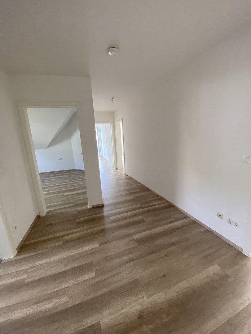 Prenájom bytu 4-izbový 117 m², Hauptstraße 31, Erlenbach, Bádensko-Wurttembersko Prenájom bytu 4-izbový 117 m², Hauptstraße 31, Erlenbach, Bádensko-Wurttembersko