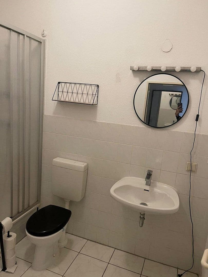 Prenájom bytu 1-izbový 47 m², Fennstr. 26, Berlin, Berlín Prenájom bytu 1-izbový 47 m², Fennstr. 26, Berlin, Berlín