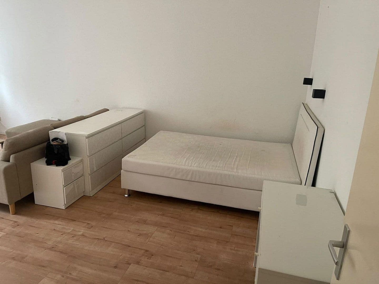 Prenájom bytu 1-izbový 47 m², Fennstr. 26, Berlin, Berlín Prenájom bytu 1-izbový 47 m², Fennstr. 26, Berlin, Berlín