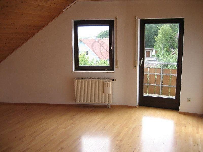 Predaj domu 543 m², pozemok 845 m², am Sportplatz 12, Gaukönigshofen, Bavorsko Predaj domu 543 m², pozemok 845 m², am Sportplatz 12, Gaukönigshofen, Bavorsko