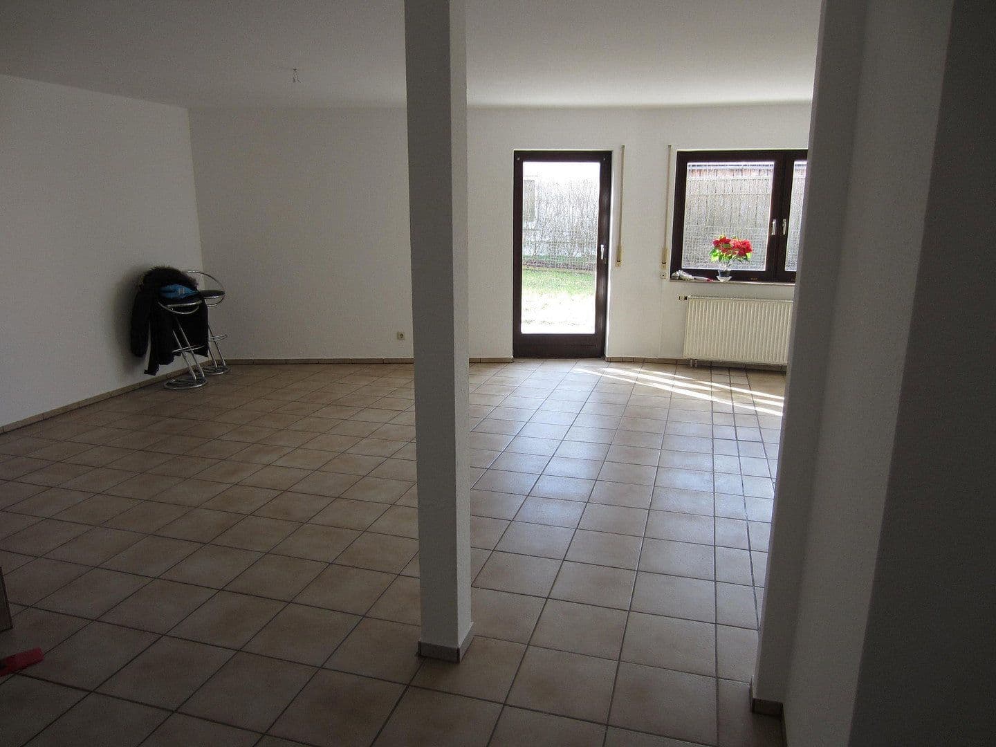 Predaj domu 543 m², pozemok 845 m², am Sportplatz 12, Gaukönigshofen, Bavorsko Predaj domu 543 m², pozemok 845 m², am Sportplatz 12, Gaukönigshofen, Bavorsko