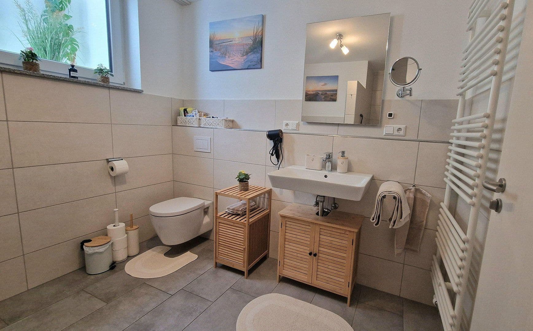 Prenájom bytu 2-izbový 58 m², Memmingerberg, Bavorsko Prenájom bytu 2-izbový 58 m², Memmingerberg, Bavorsko