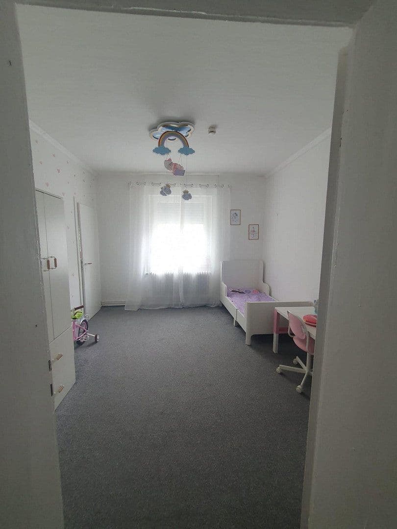 Prenájom bytu 4-izbový 90 m², Bohmter Straße 54, Osnabrück, Dolné Sasko Prenájom bytu 4-izbový 90 m², Bohmter Straße 54, Osnabrück, Dolné Sasko