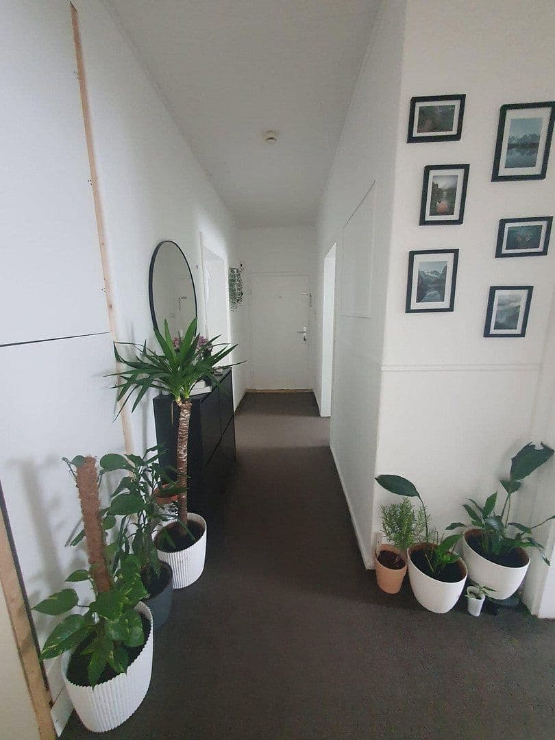 Prenájom bytu 4-izbový 90 m², Bohmter Straße 54, Osnabrück, Dolné Sasko Prenájom bytu 4-izbový 90 m², Bohmter Straße 54, Osnabrück, Dolné Sasko