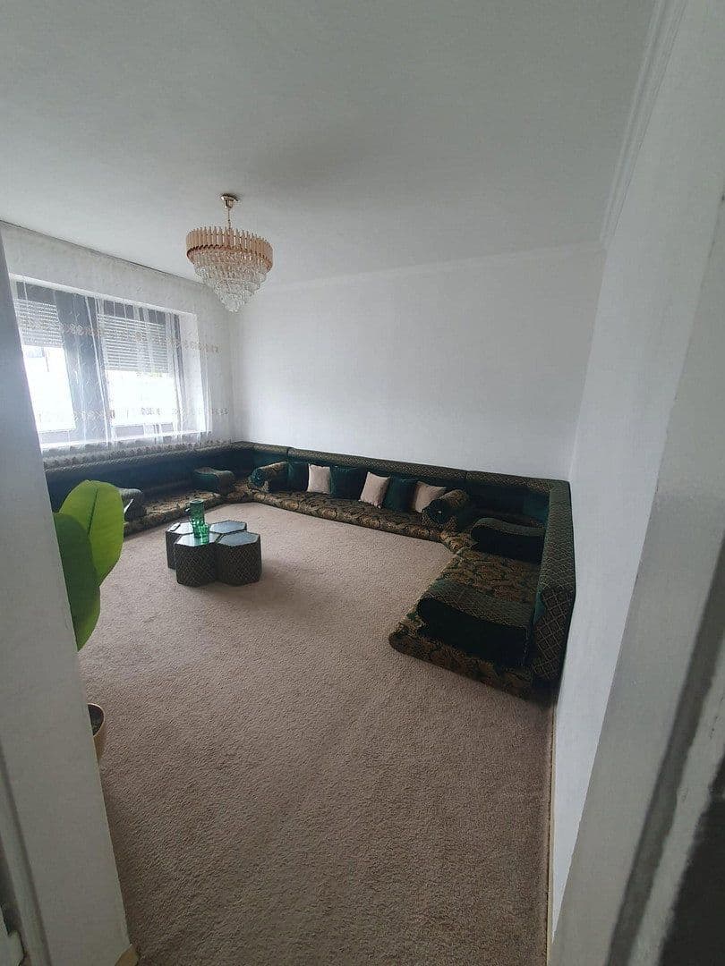 Prenájom bytu 4-izbový 90 m², Bohmter Straße 54, Osnabrück, Dolné Sasko Prenájom bytu 4-izbový 90 m², Bohmter Straße 54, Osnabrück, Dolné Sasko