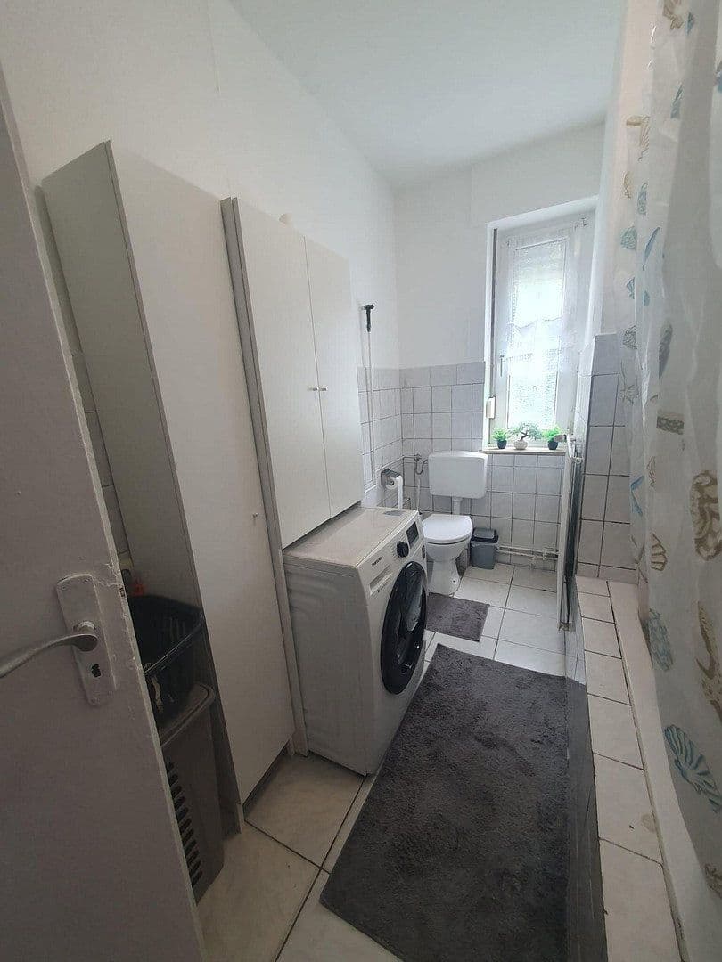 Prenájom bytu 4-izbový 90 m², Bohmter Straße 54, Osnabrück, Dolné Sasko Prenájom bytu 4-izbový 90 m², Bohmter Straße 54, Osnabrück, Dolné Sasko