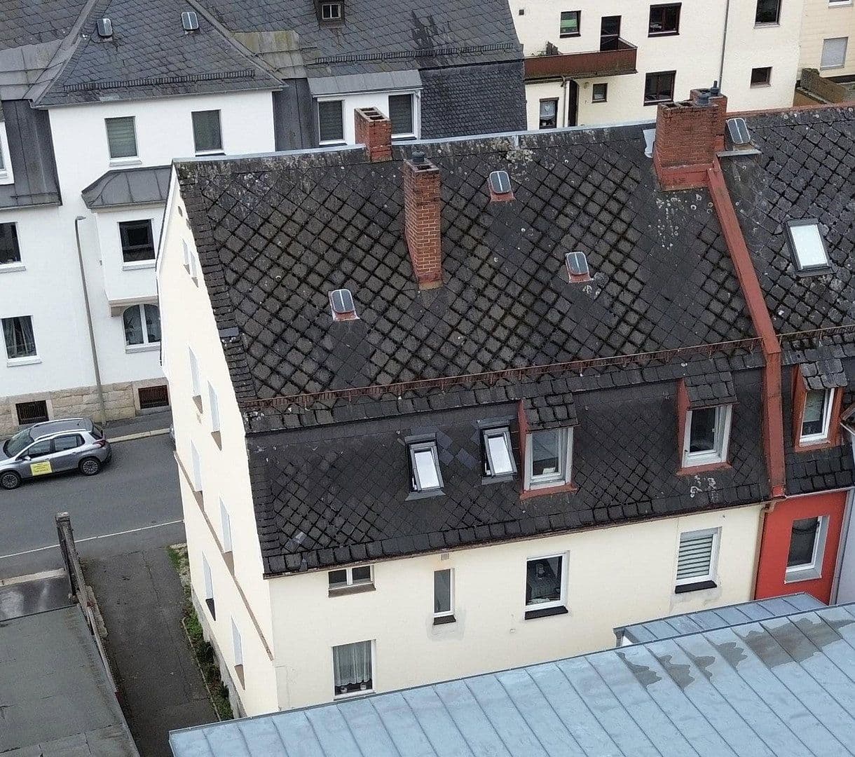 Predaj domu 246 m², pozemok 209 m², Bismarckstraße 2, Marktredwitz, Bavorsko Predaj domu 246 m², pozemok 209 m², Bismarckstraße 2, Marktredwitz, Bavorsko