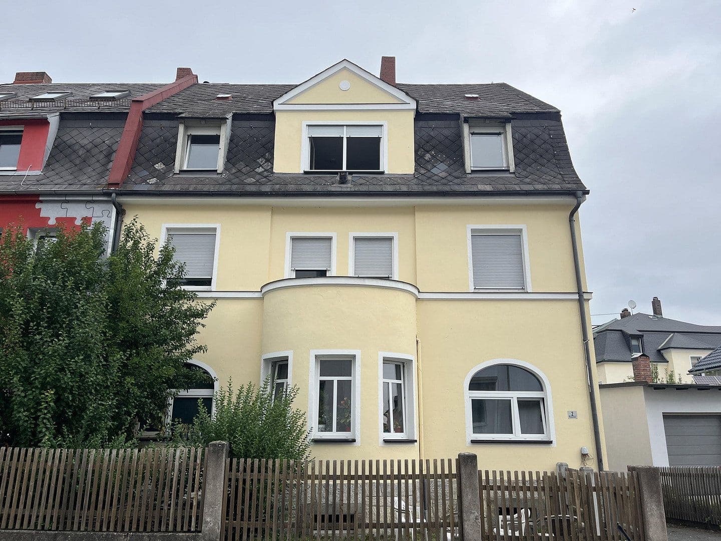 Predaj domu 246 m², pozemok 209 m², Bismarckstraße 2, Marktredwitz, Bavorsko Predaj domu 246 m², pozemok 209 m², Bismarckstraße 2, Marktredwitz, Bavorsko