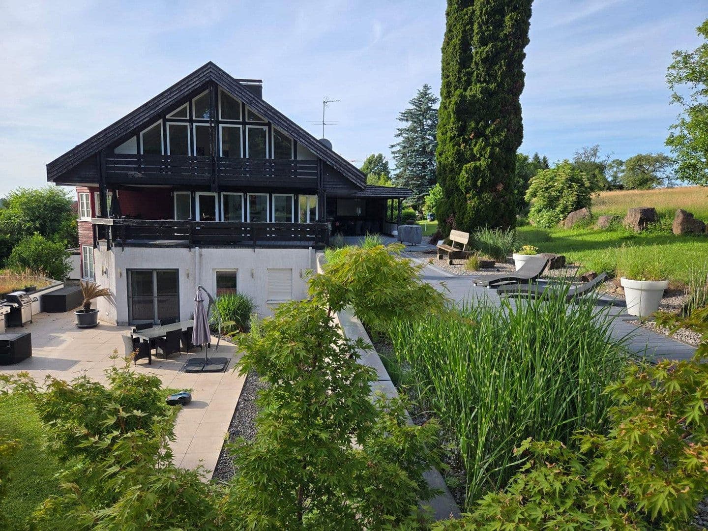 Predaj domu 309 m², pozemok 1.717 m², Marxzell, Bádensko-Wurttembersko Predaj domu 309 m², pozemok 1.717 m², Marxzell, Bádensko-Wurttembersko