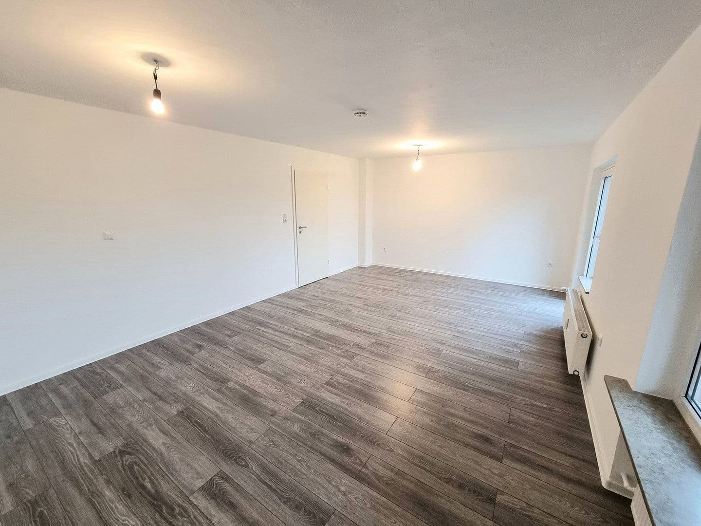 Prenájom bytu 3-izbový 95 m², Hohenhameln, Dolné Sasko Prenájom bytu 3-izbový 95 m², Hohenhameln, Dolné Sasko