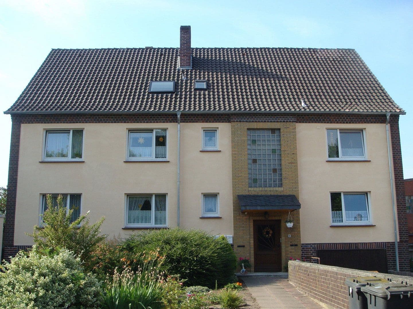 Prenájom bytu 3-izbový 95 m², Hohenhameln, Dolné Sasko Prenájom bytu 3-izbový 95 m², Hohenhameln, Dolné Sasko