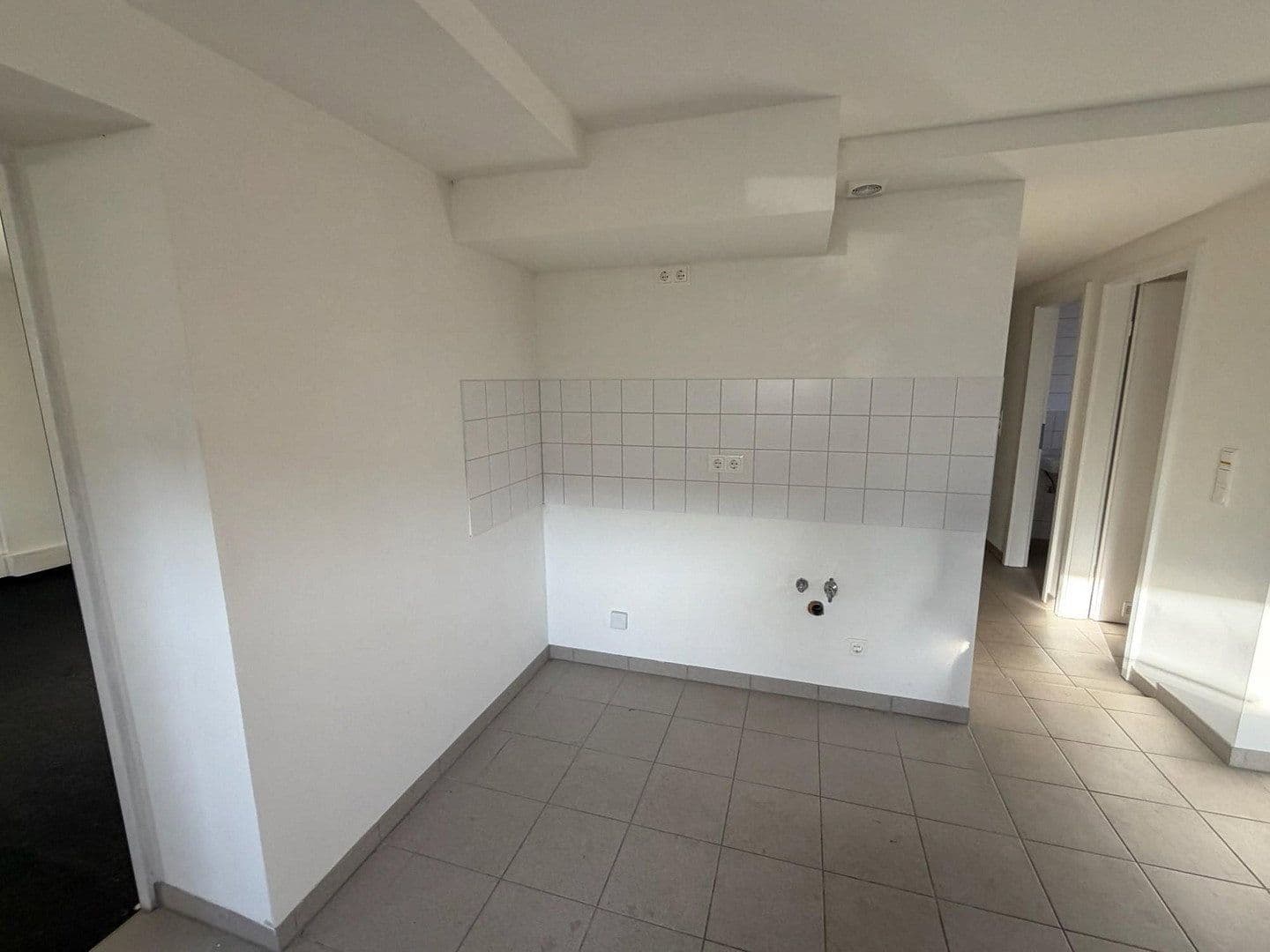 Prenájom nebytového priestoru 104 m², Berlin, Berlín Prenájom nebytového priestoru 104 m², Berlin, Berlín