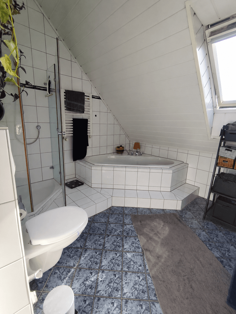 Predaj bytu 3-izbový 90 m², Forststraße 89, Mönchengladbach, Severné Porýnie - Westfálsko Predaj bytu 3-izbový 90 m², Forststraße 89, Mönchengladbach, Severné Porýnie - Westfálsko