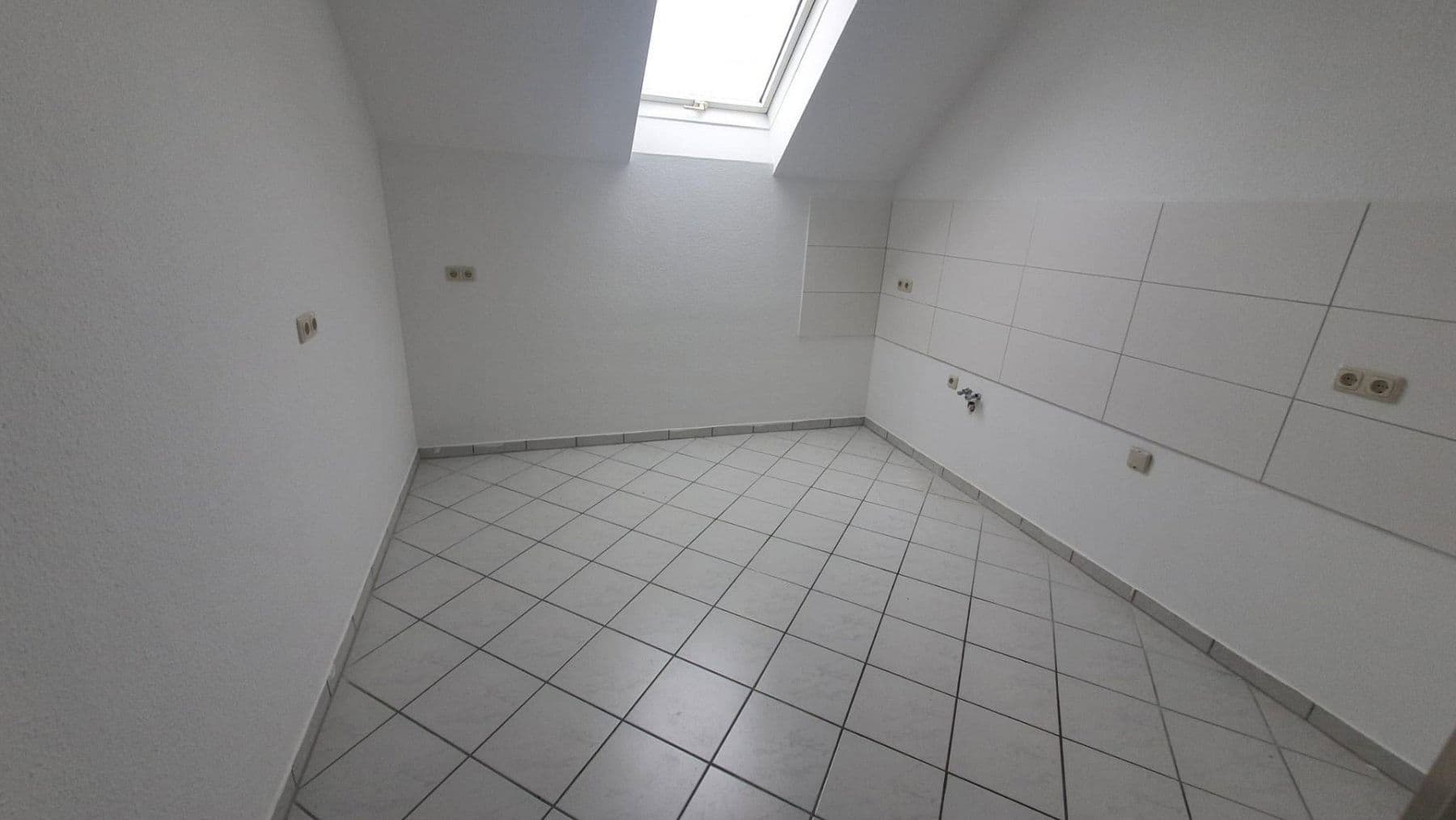 Prenájom bytu 3-izbový 78 m², Eichenweg 3, Zerbst/Anhalt, Sasko-Anhaltsko Prenájom bytu 3-izbový 78 m², Eichenweg 3, Zerbst/Anhalt, Sasko-Anhaltsko