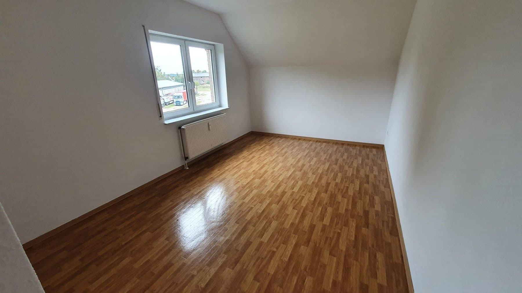 Prenájom bytu 3-izbový 78 m², Eichenweg 3, Zerbst/Anhalt, Sasko-Anhaltsko Prenájom bytu 3-izbový 78 m², Eichenweg 3, Zerbst/Anhalt, Sasko-Anhaltsko